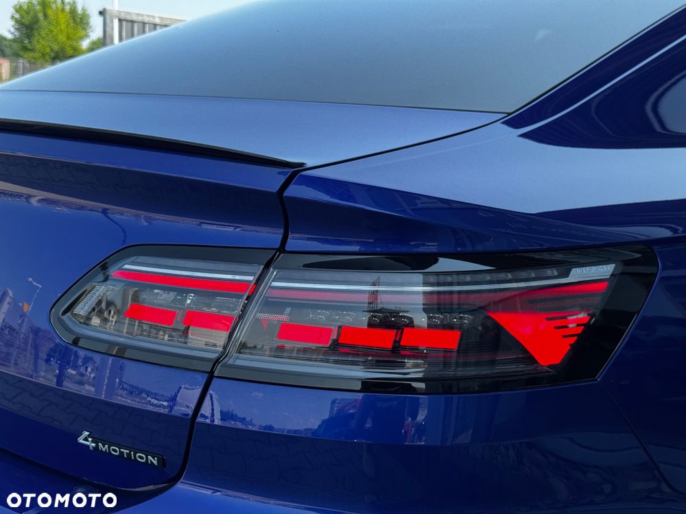 Volkswagen Arteon 2.0 TDI SCR 4Motion DSG R-Line - 28