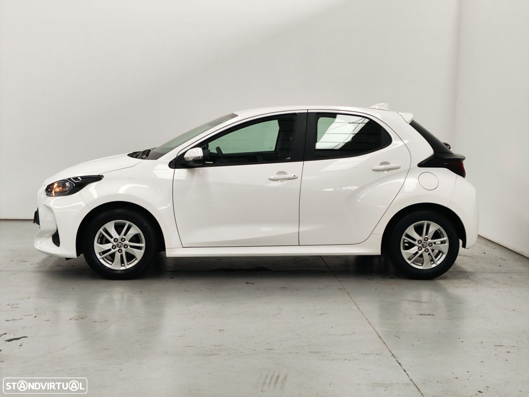 Toyota Yaris 1.0 VVT-i Comfort Plus - 3