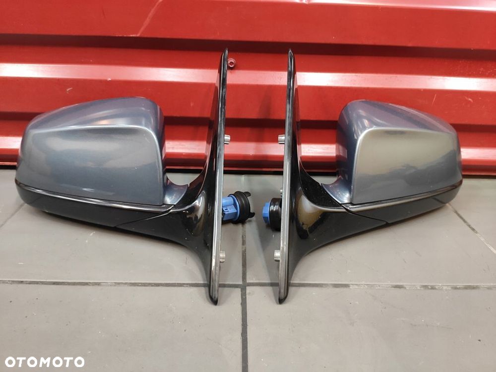 BMW 5 GT F07 LUSTERKO PRAWE 7PIN KAMERA A85/5 NEPTUNBLAU ORYGINAŁ - 1
