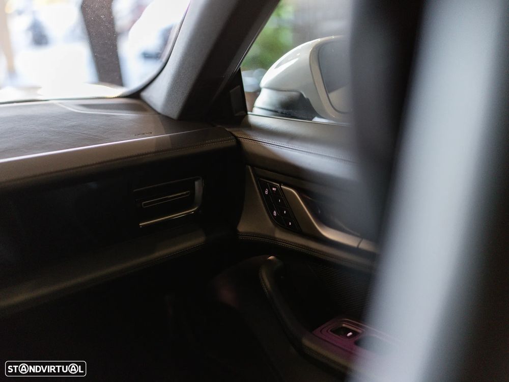 Porsche Taycan Sport Turismo 4S - 47