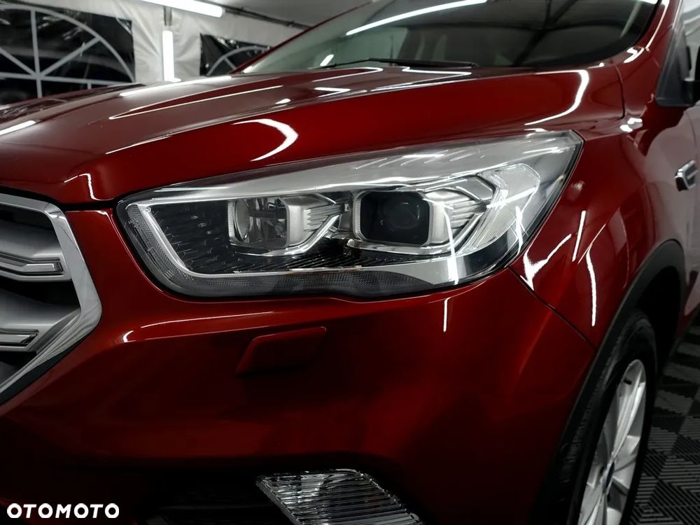 Ford Kuga 2.0 TDCi AWD Titanium - 28