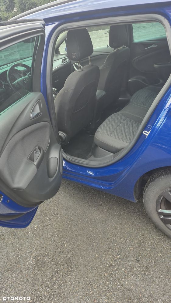 Opel Astra 1.4 Turbo 120 Jahre - 12