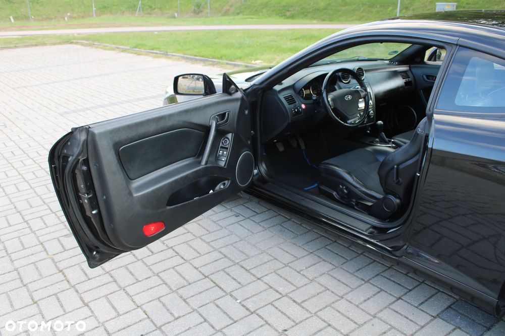 Hyundai Coupe - 21