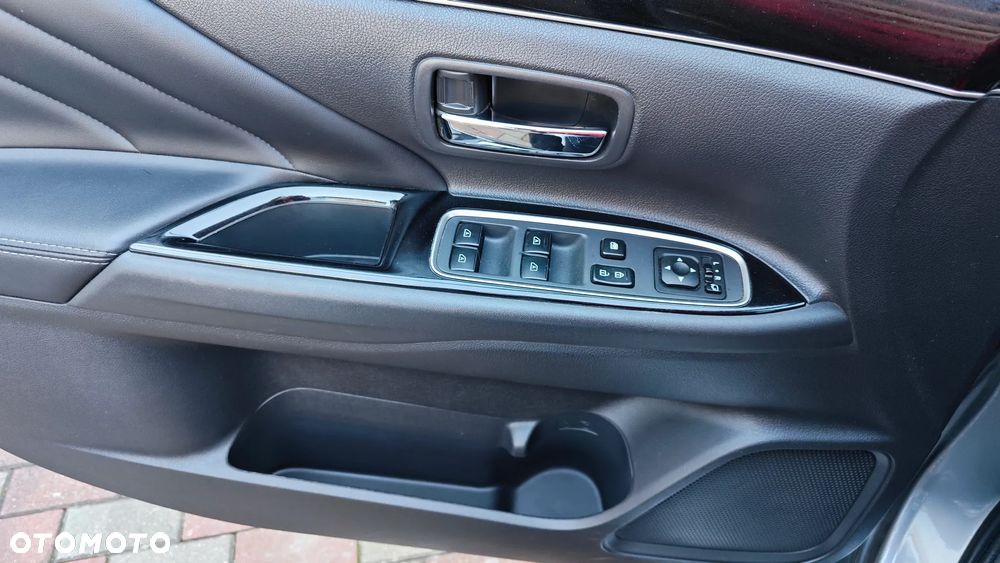 Mitsubishi Outlander Instyle - 10