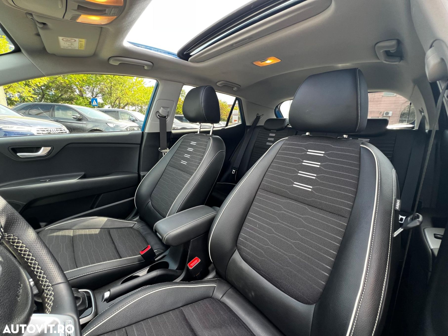 Kia Stonic 1.0 T-GDI 7DCT HP MHEV GT Line - 12