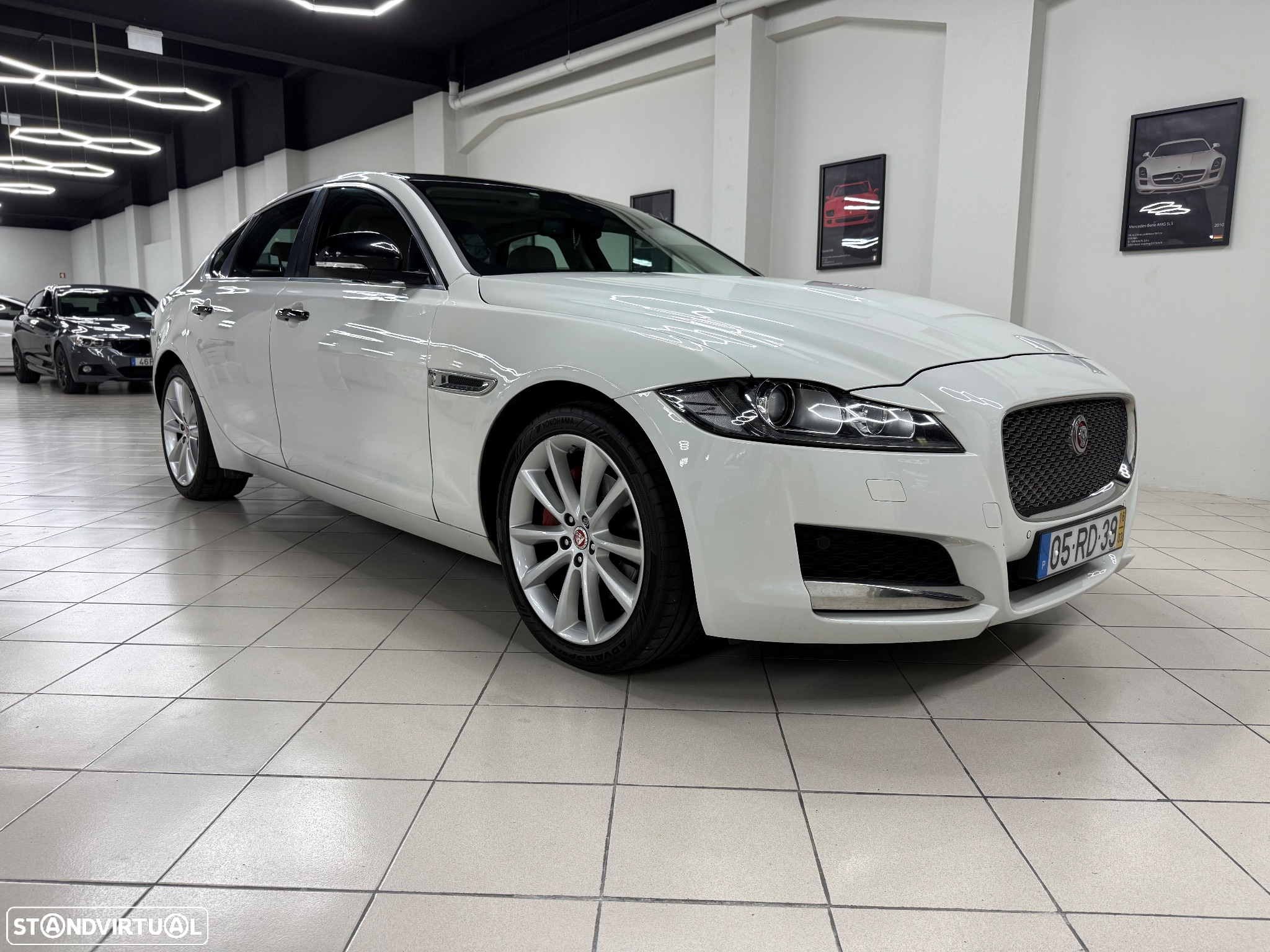Jaguar XF 2.0 D Prestige Aut. - 6
