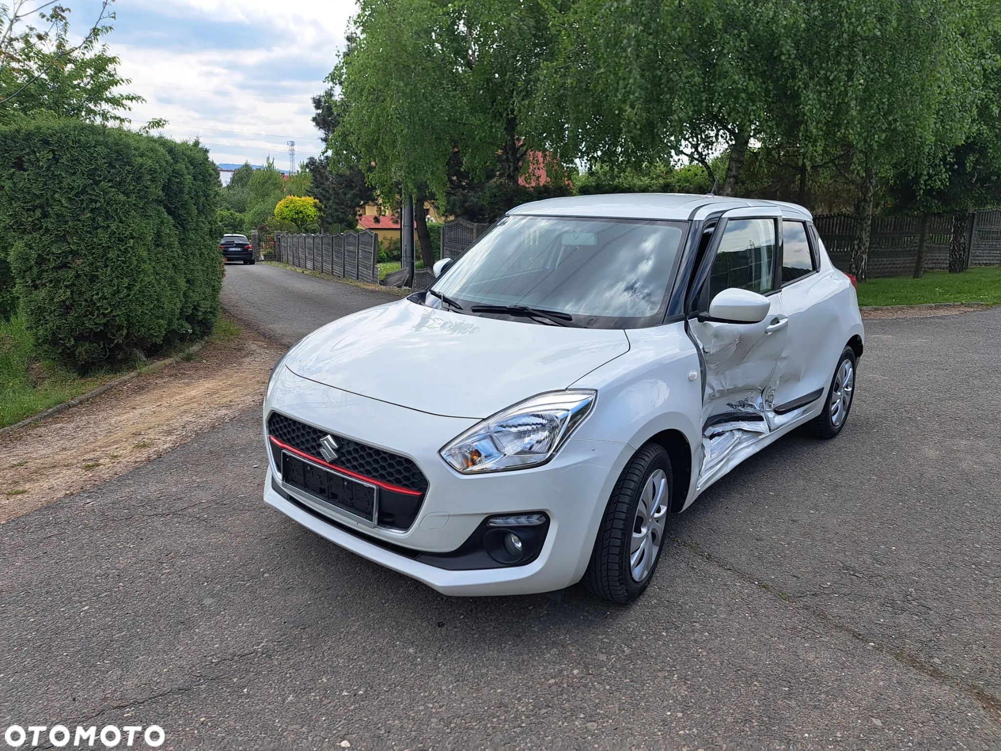Suzuki Swift - 1
