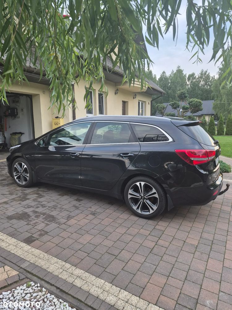 Kia Ceed 1.6 CRDi GT Line DCT - 13