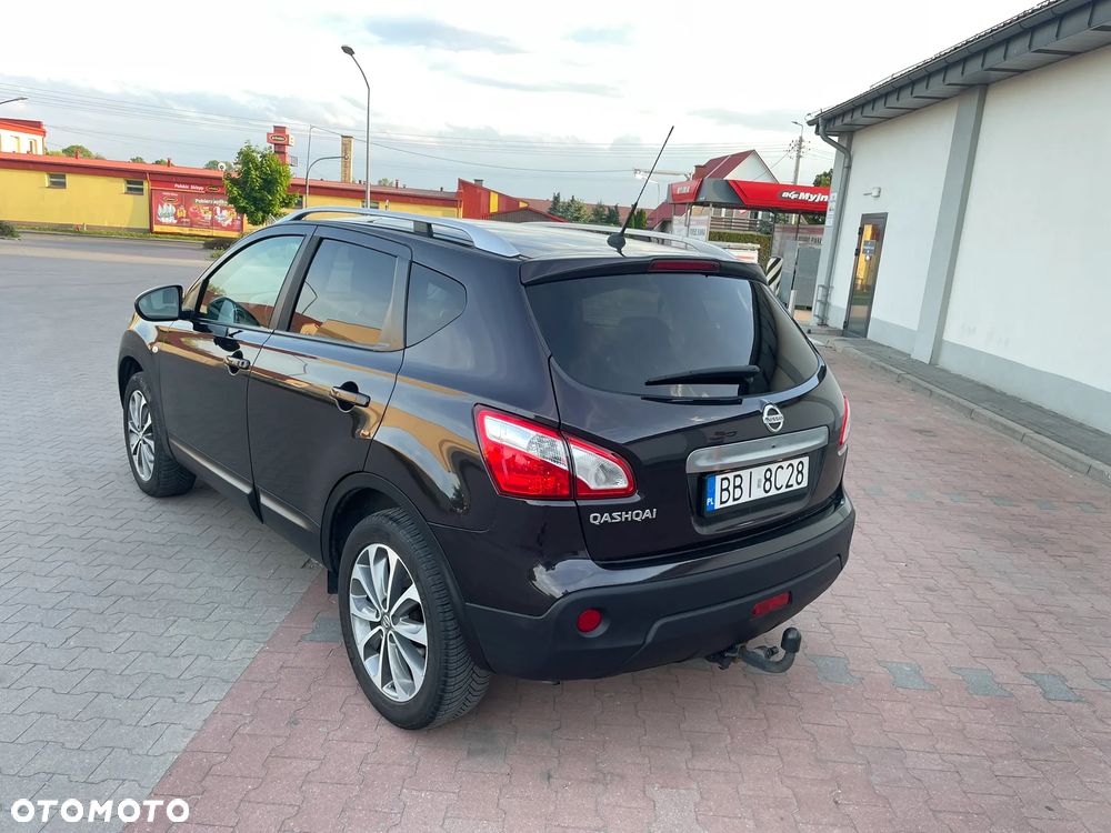 Nissan Qashqai 2.0 4x4 Tekna CVT - 11