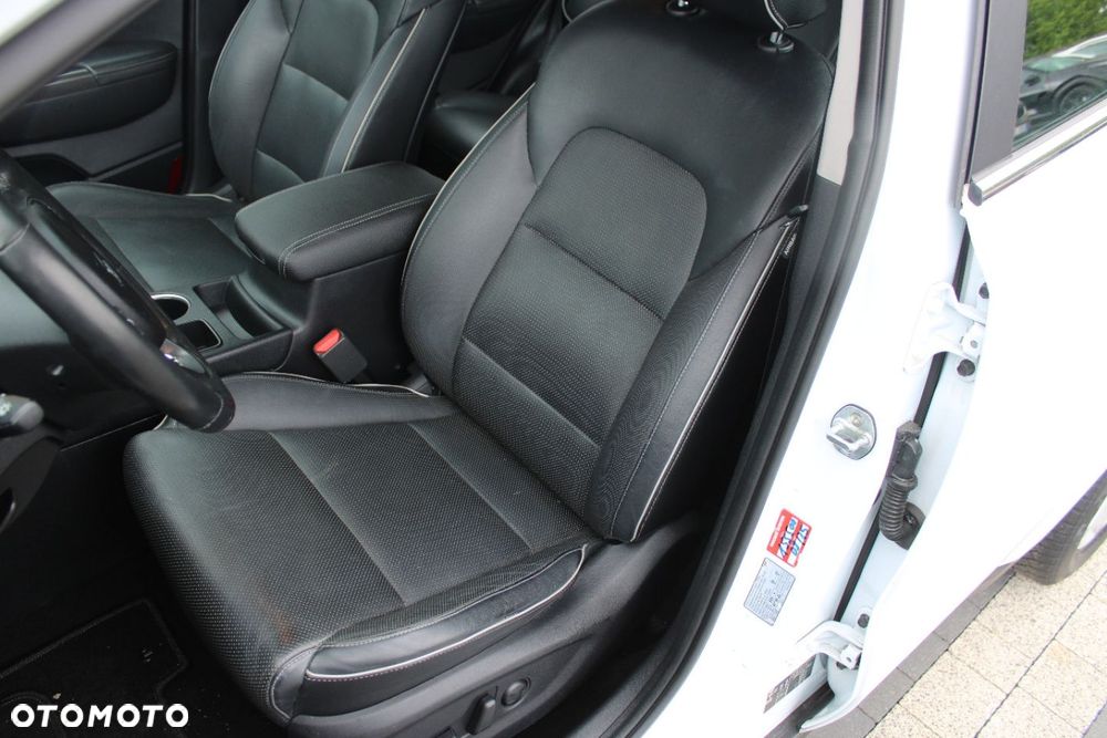 Kia Sportage - 16
