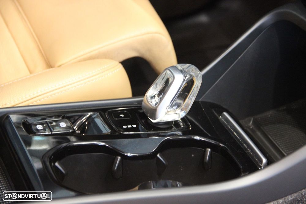 Volvo XC 40 1.5 T4 PHEV Inscription - 7