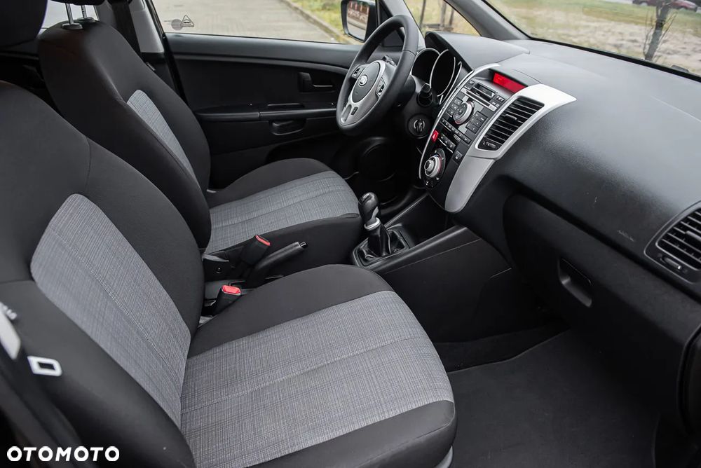 Kia Venga 1.6 L - 27