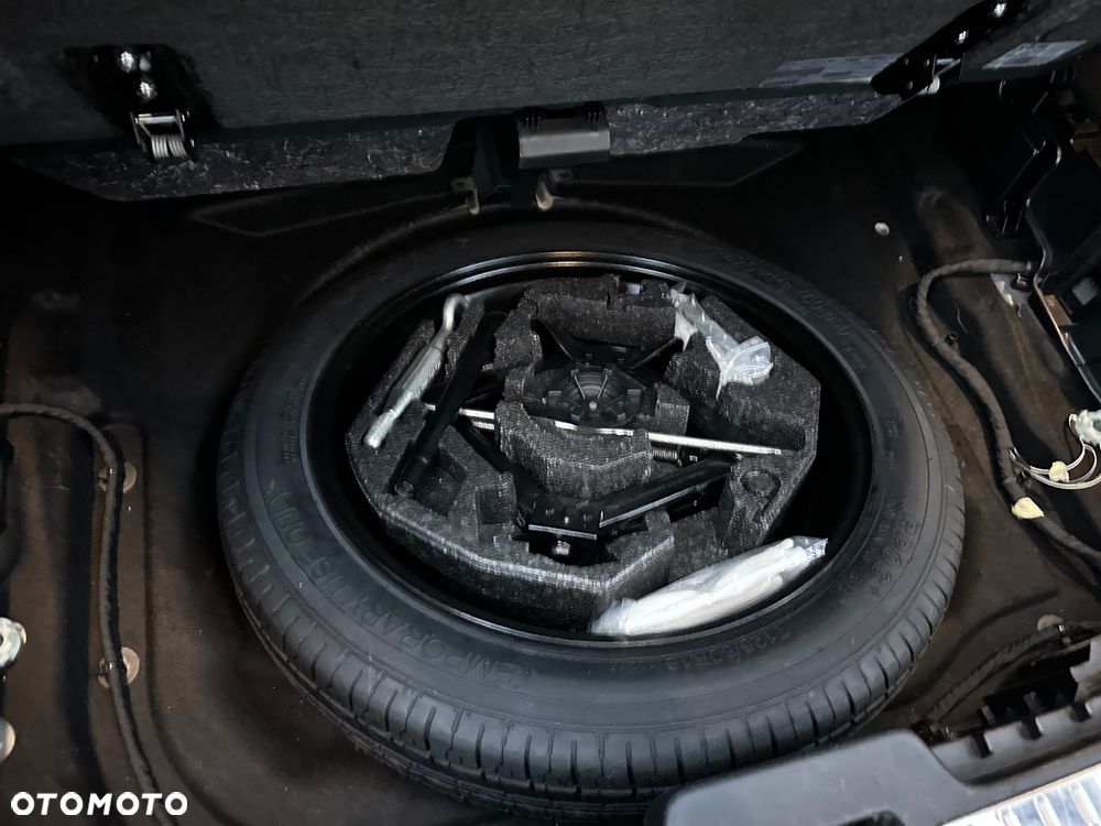 Volvo XC 90 D5 AWD Geartronic Momentum - 17