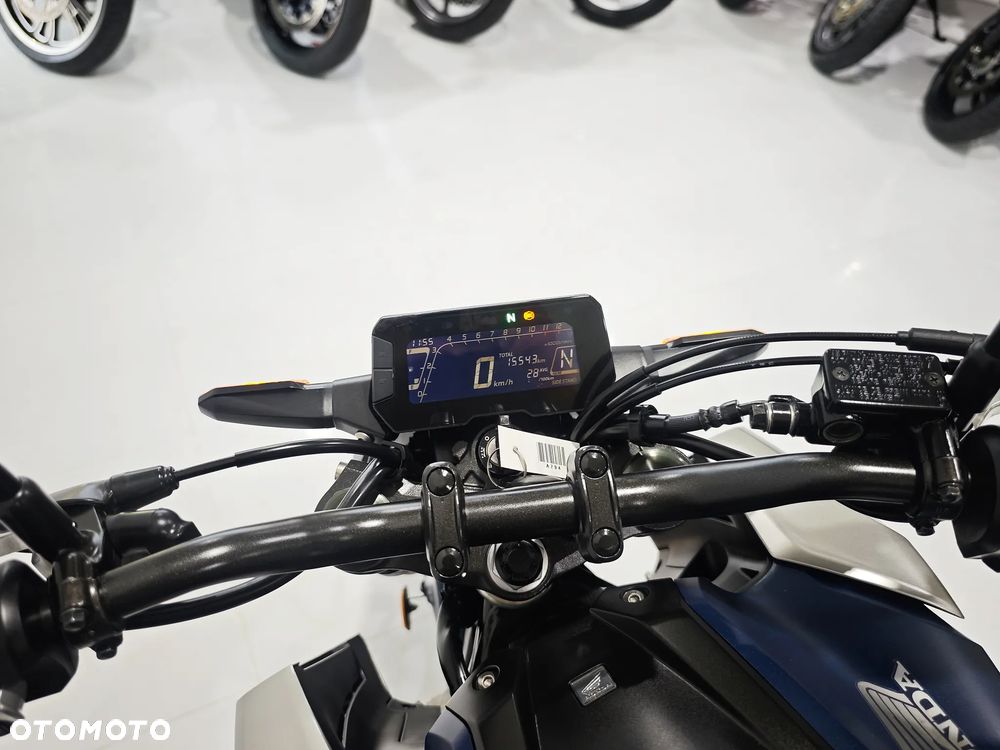 Honda CB - 4
