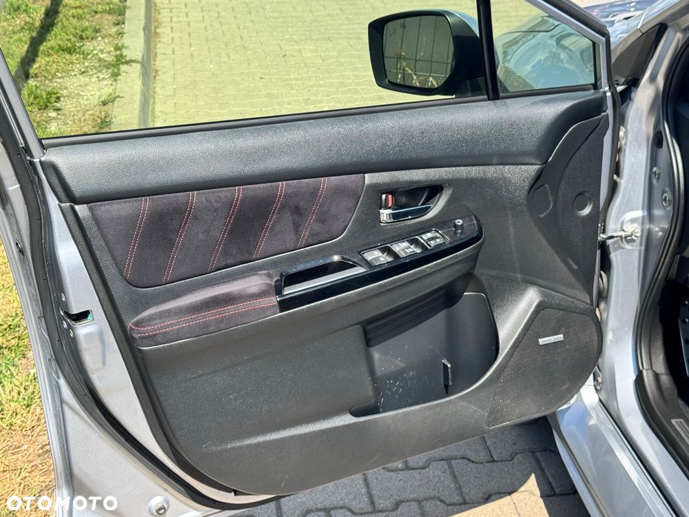 Subaru WRX STI 2.5 Sport - 29