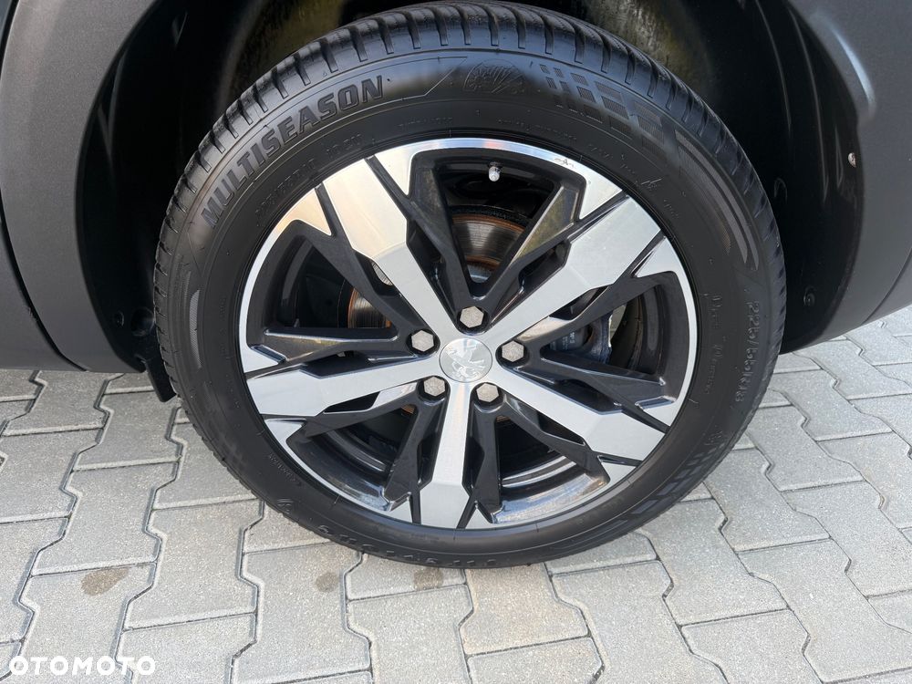 Peugeot 3008 2.0 BlueHDi GT S&S EAT8 - 27