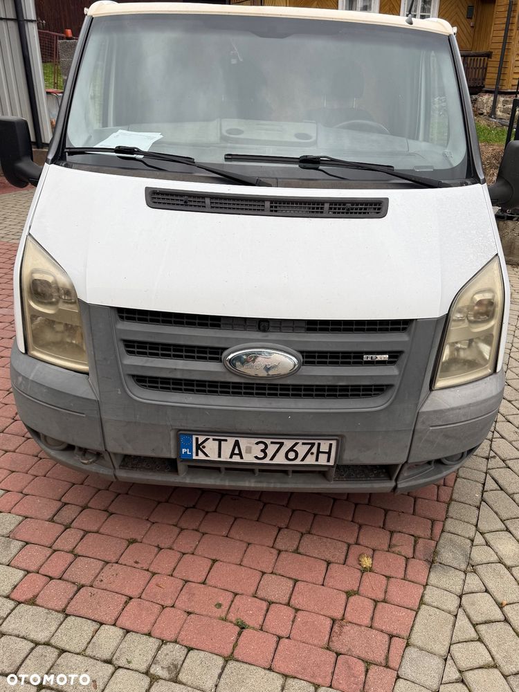 Ford Transit - 1