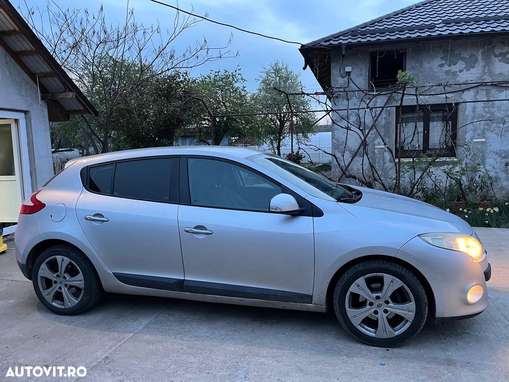 Renault Megane 1.5 dCi Dynamique - 6