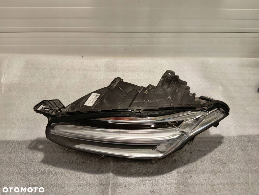 volvo xc90 lift full led przód strona lewa lampa przednia 32404715 - 4