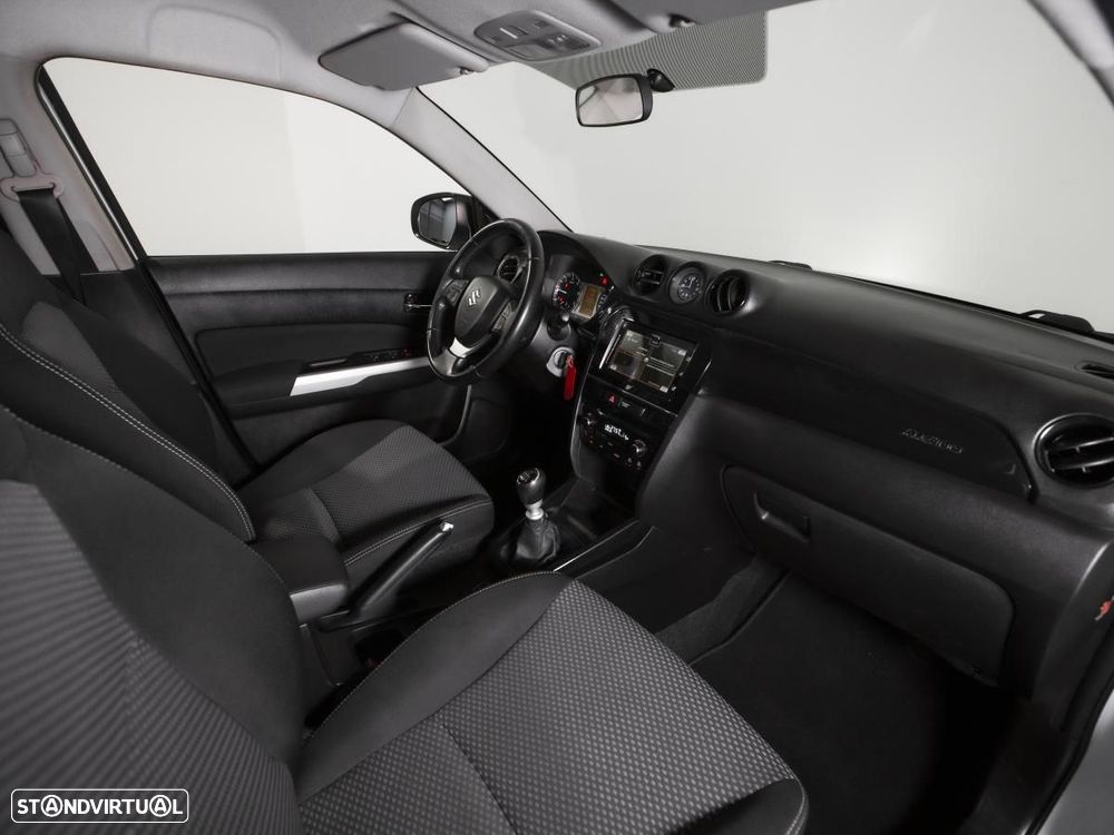 Suzuki Vitara 1.6 DDiS GLE 4WD - 11