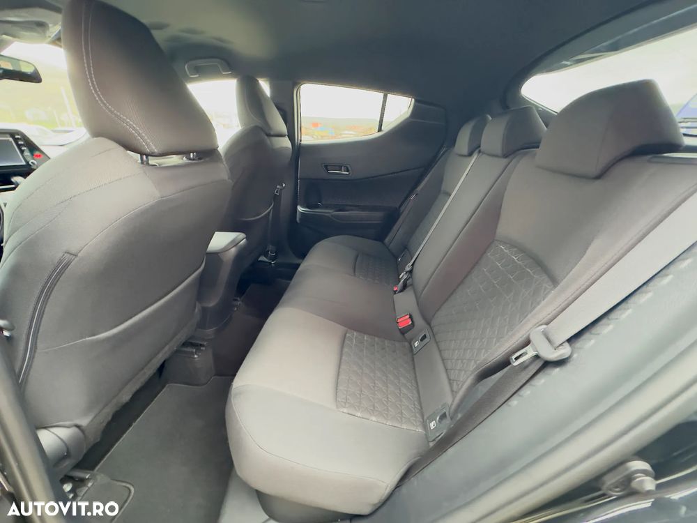 Toyota C-HR 1.8 HSD 122 CP 4x2 CVT Style - 16