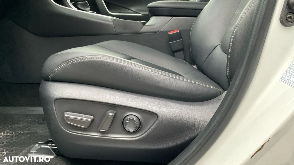 Toyota RAV4 2.5 Hybrid VVT-iE 4x4 Luxury Premium - 33