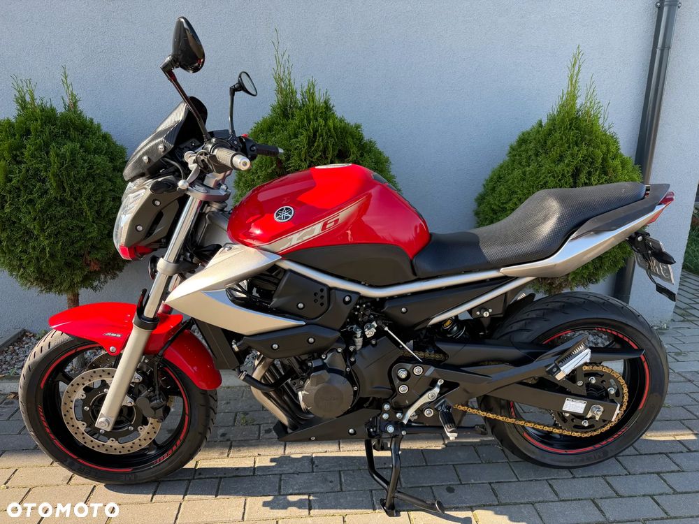 Yamaha XJ - 6