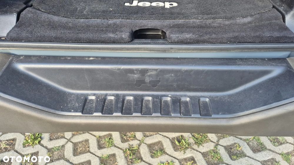 Jeep Wrangler - 22