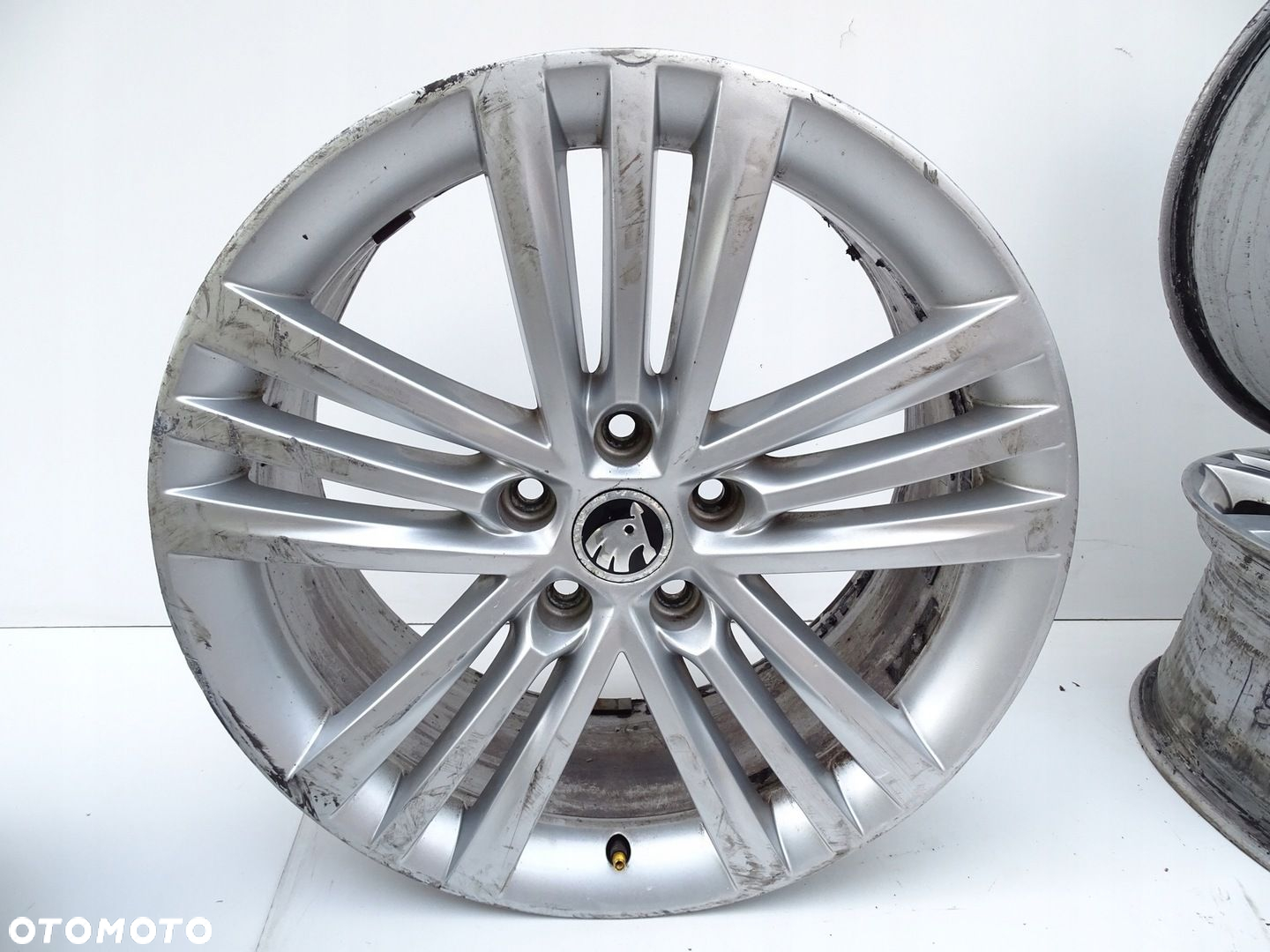 ALUFELGI FELGI 18 5x112 SKODA SUPERB II LIFT OCTAVIA III 3T0601025T ET46 - 4