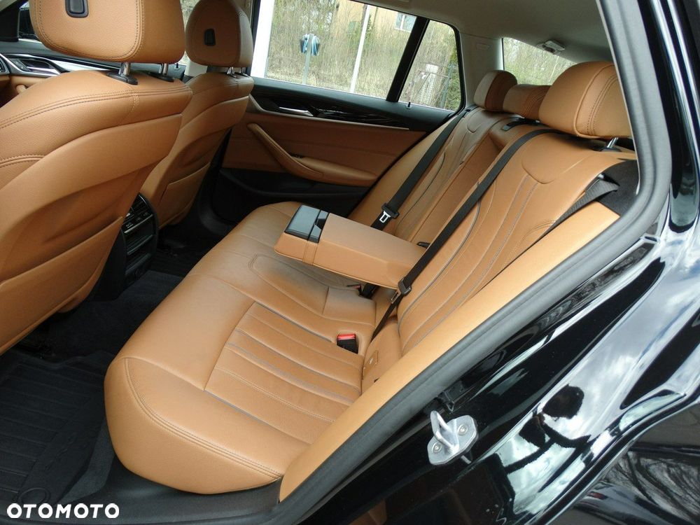 BMW Seria 5 520d Luxury Line - 15
