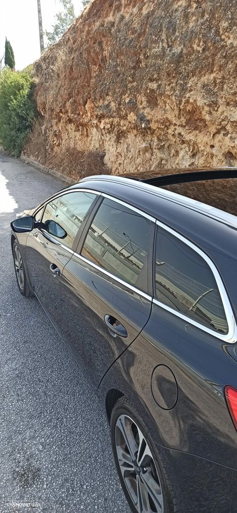 Kia Ceed SW 1.0 T-GDI GT Line - 11