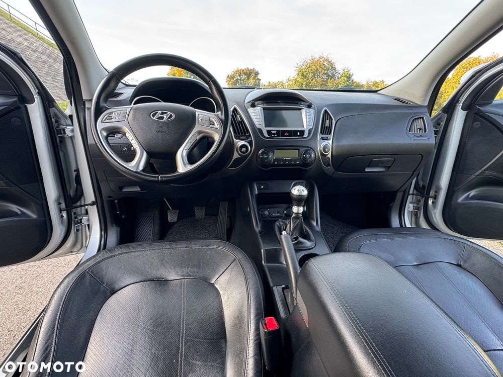 Hyundai ix35 2.0 Premium 2WD - 27