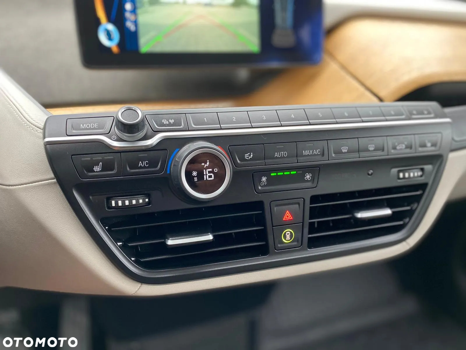 BMW i3 (60 Ah) - 30