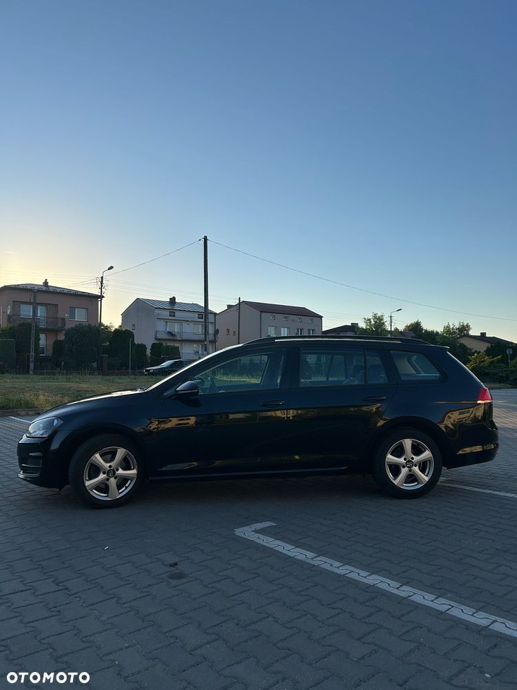 Volkswagen Golf - 11