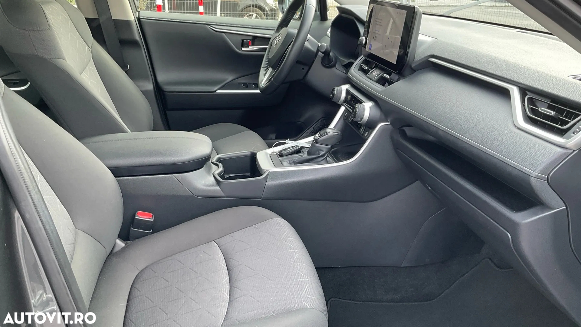 Toyota RAV4 - 3