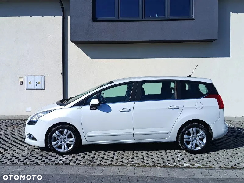 Peugeot 5008 - 4