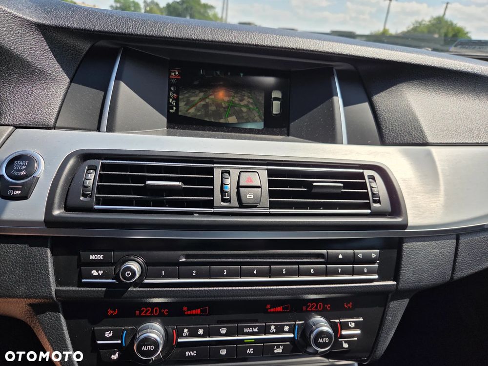 BMW Seria 5 520d xDrive Luxury Line - 15