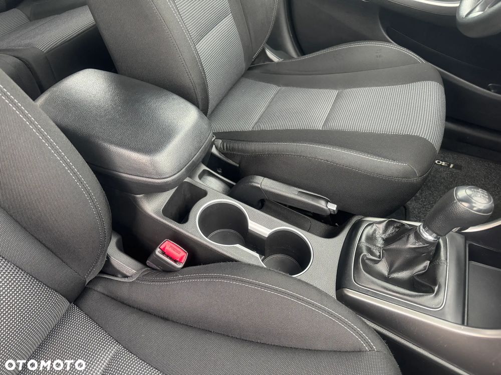 Hyundai i30 1.4 Classic - 32