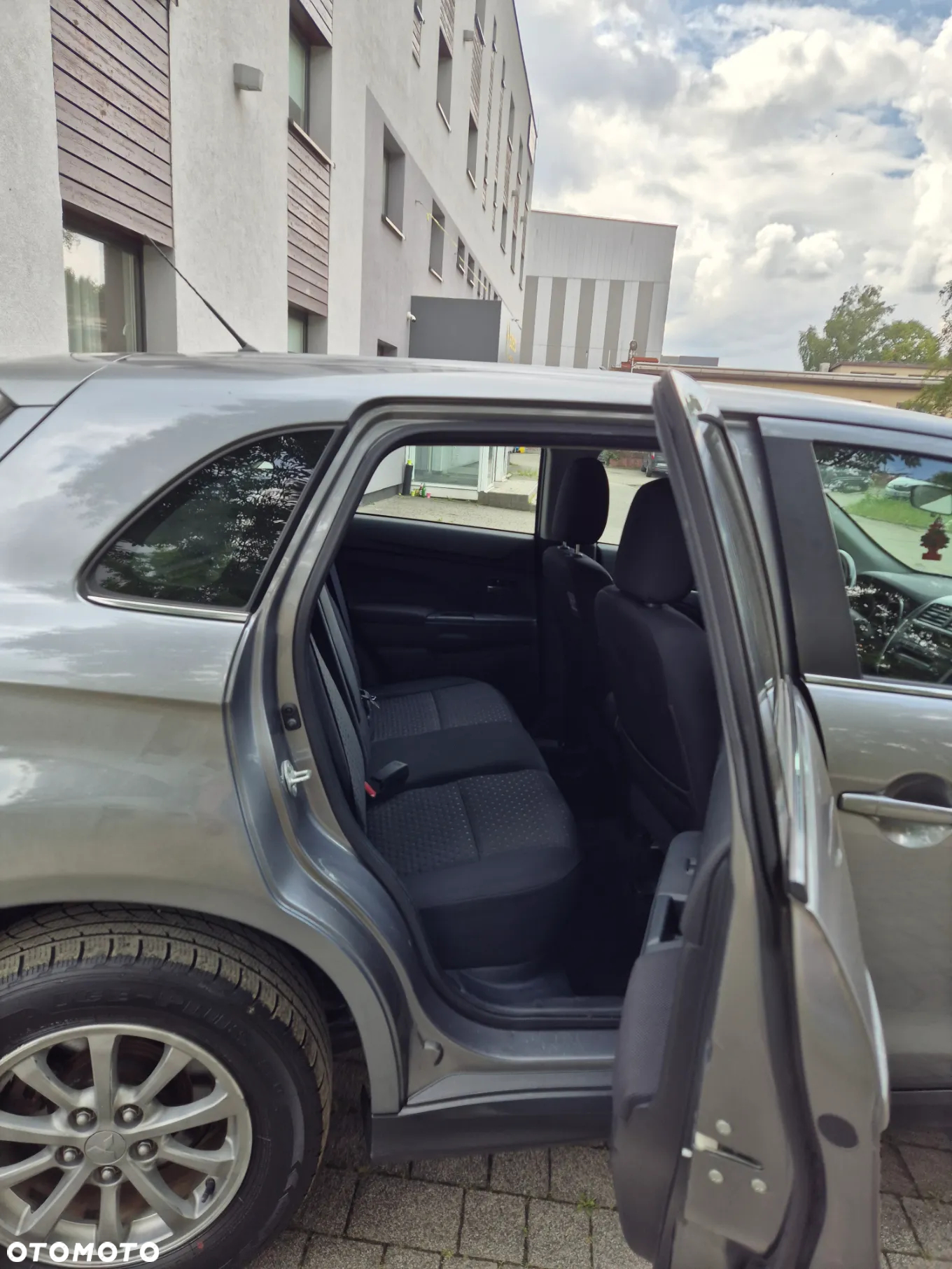Mitsubishi ASX 1.8 DI-D 4WD Instyle - 12