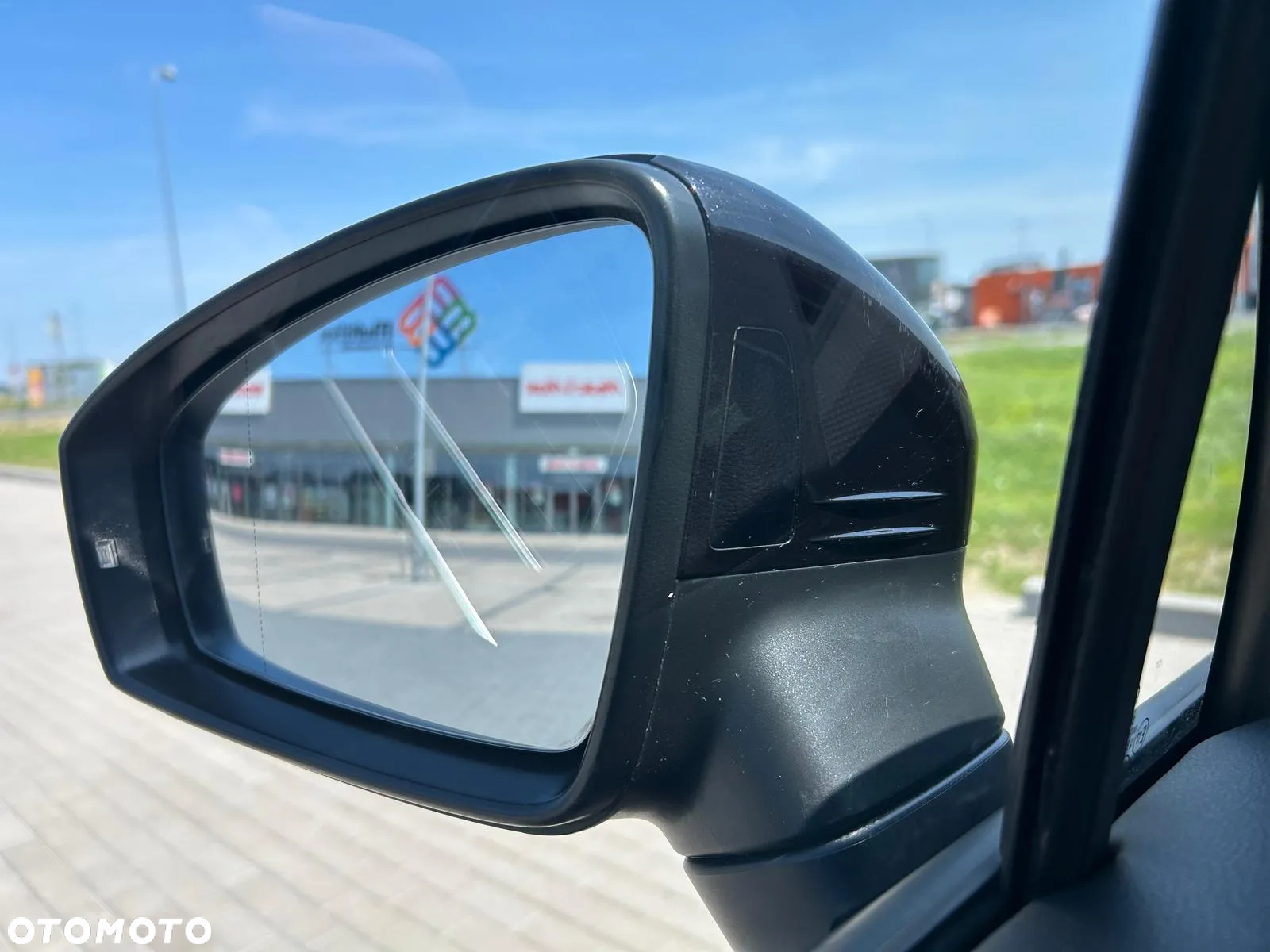 Volkswagen Tiguan - 25