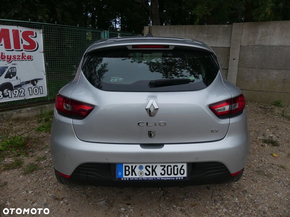 Renault Clio - 15