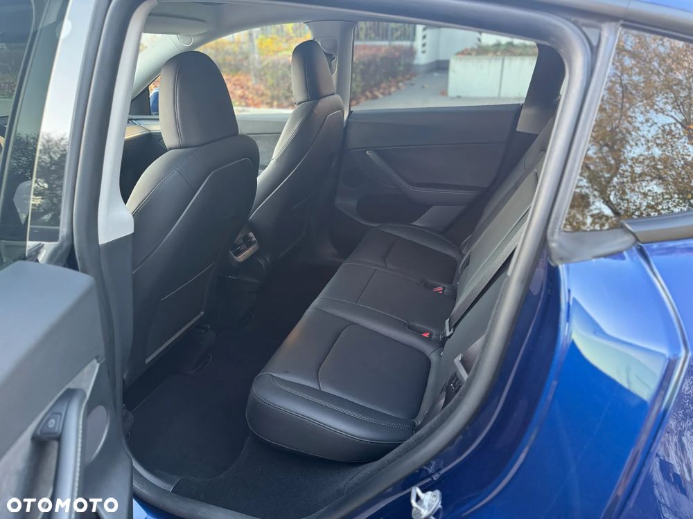 Tesla Y Model Long Range Dual Motor AWD - 14