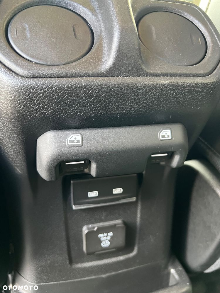 Jeep Wrangler - 31