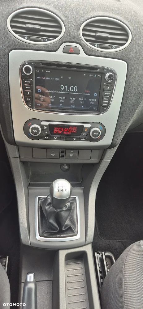 Ford Focus 1.6 Trend + - 8
