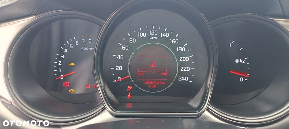 Kia Ceed - 37