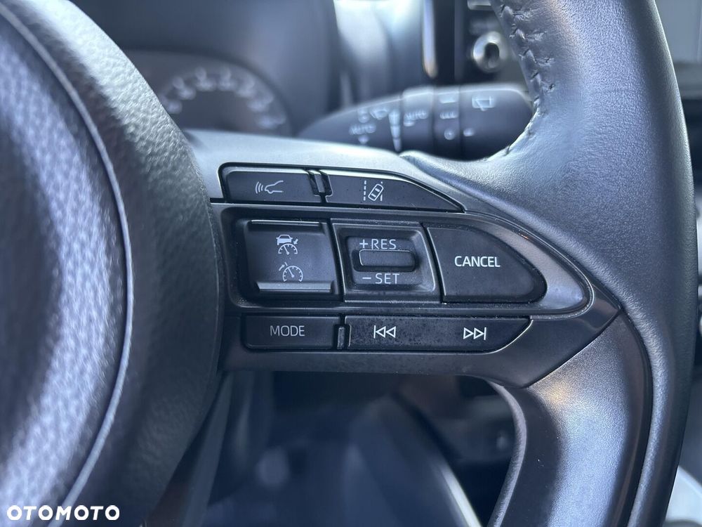 Toyota Yaris Hybrid 1.5 Comfort - 22