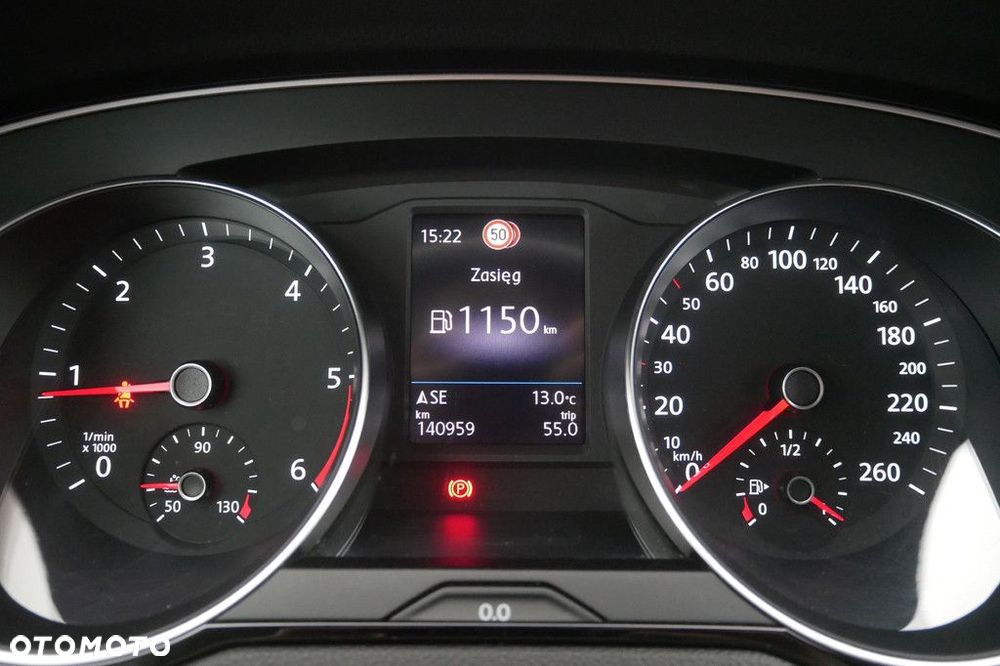 Volkswagen Passat Variant 2.0 TDI EVO Business - 9