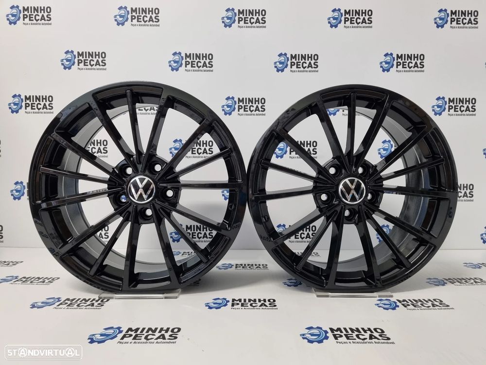 Jantes Golf 8 VIII Clubsport em 17 Preto Brilho (5x112) - 1