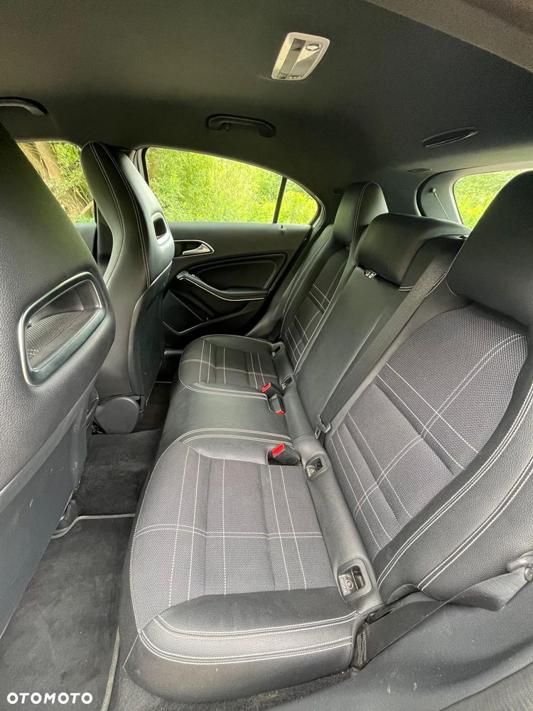 Mercedes-Benz Klasa A 180 d 7G-DCT Activity Edition - 7