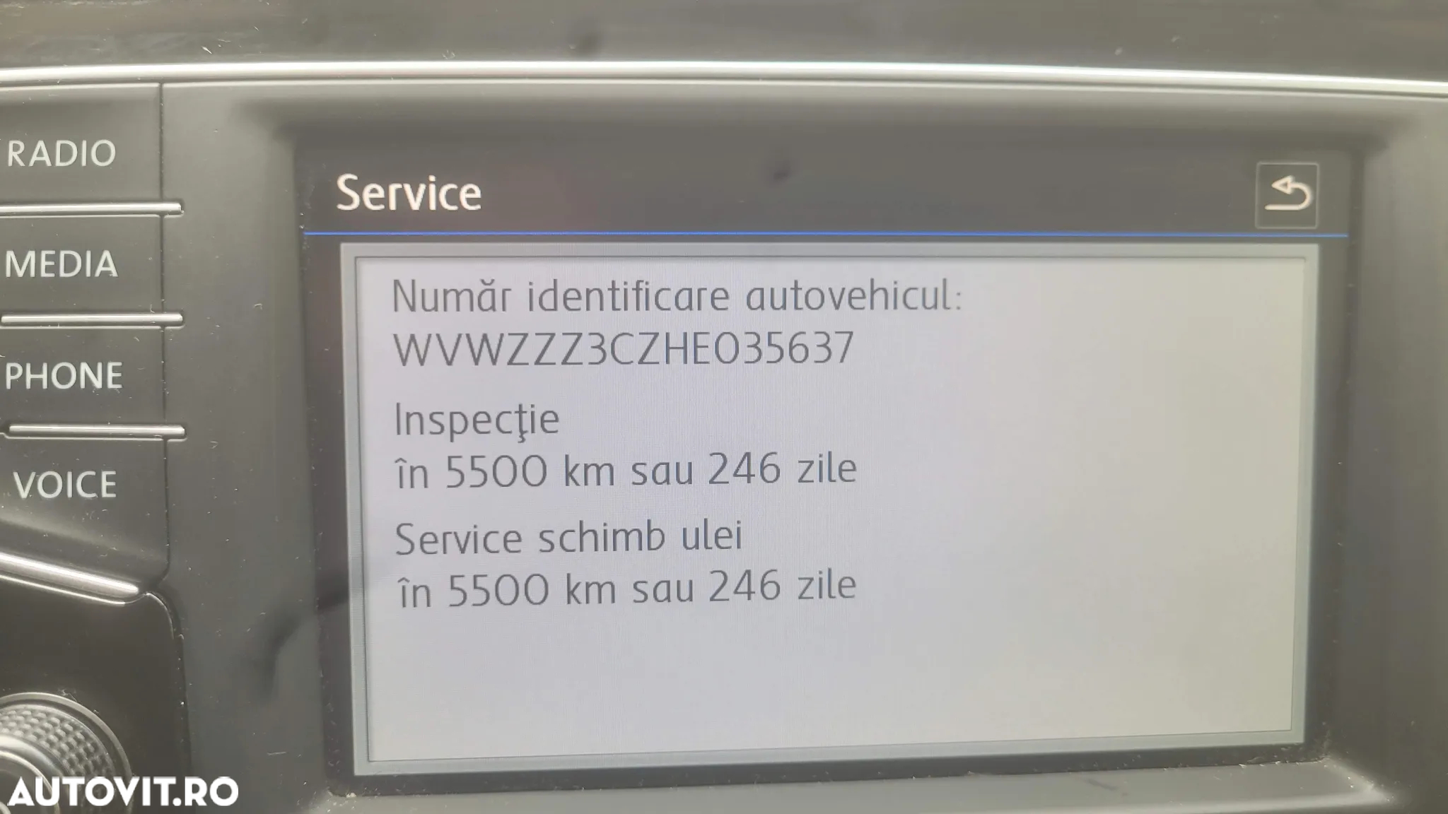 Volkswagen Passat Variant 1.6 TDI SCR DSG Comfortline - 19